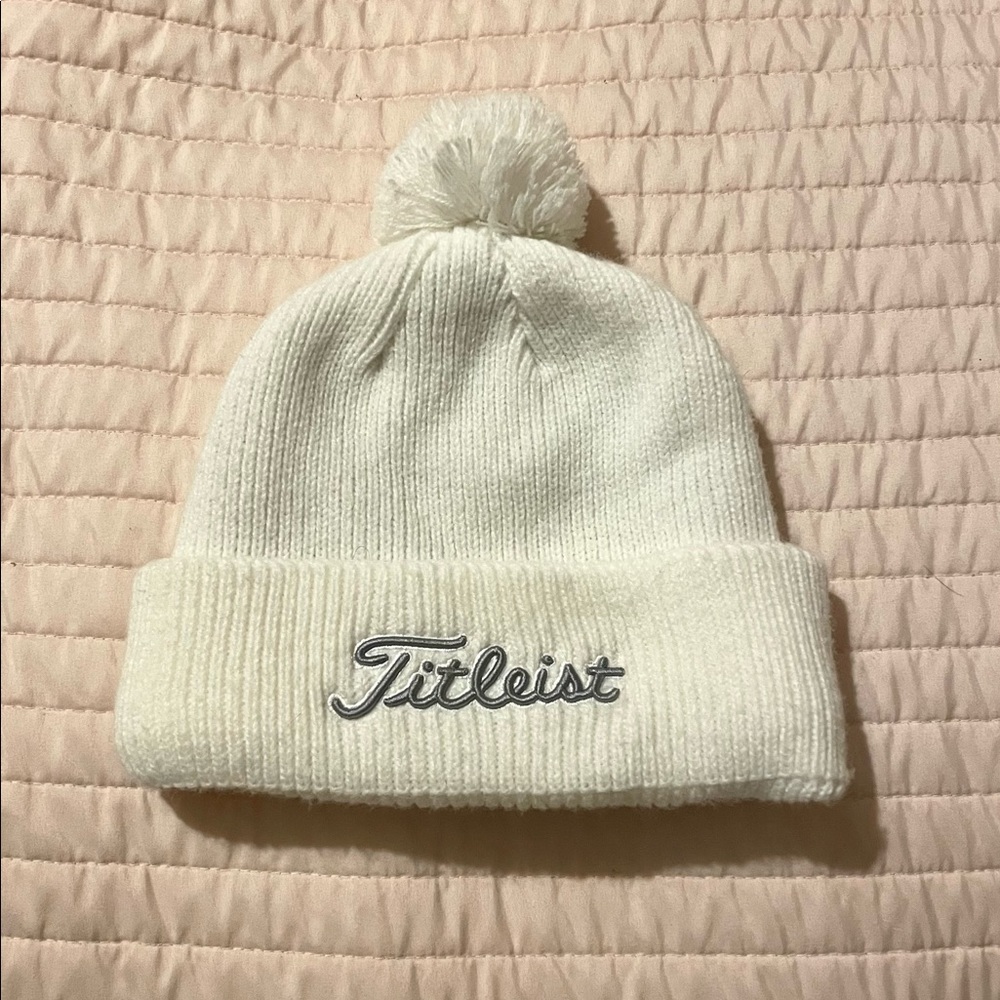 Titleist Puffball Beanie
